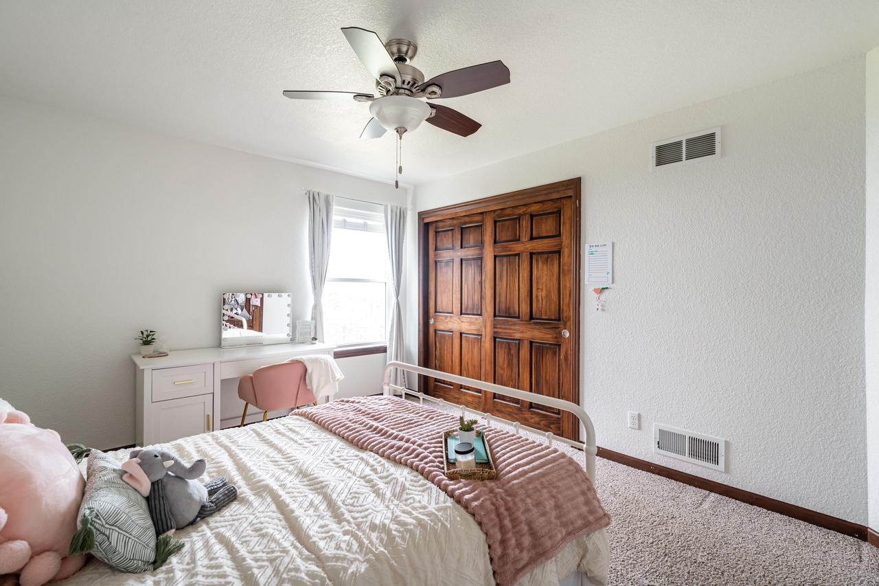 437 Chapel Hill DRIVE