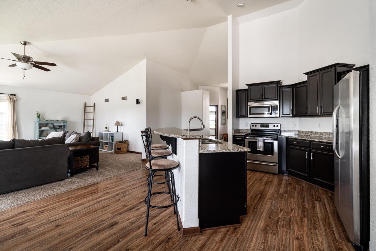 437 Chapel Hill DRIVE