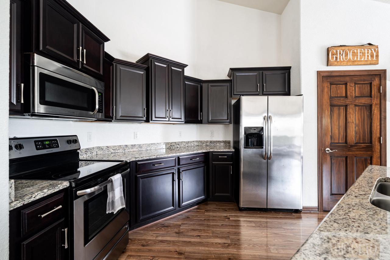 437 Chapel Hill DRIVE