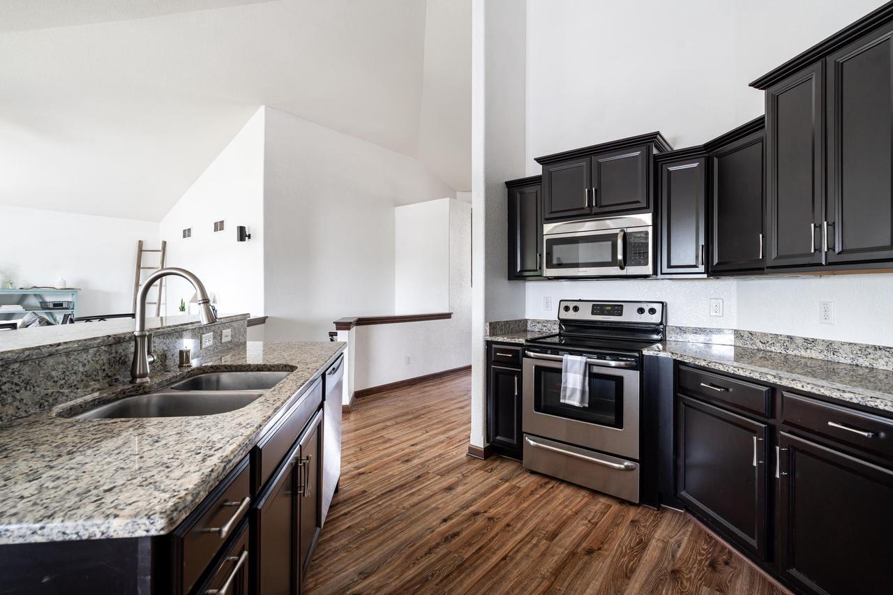 437 Chapel Hill DRIVE