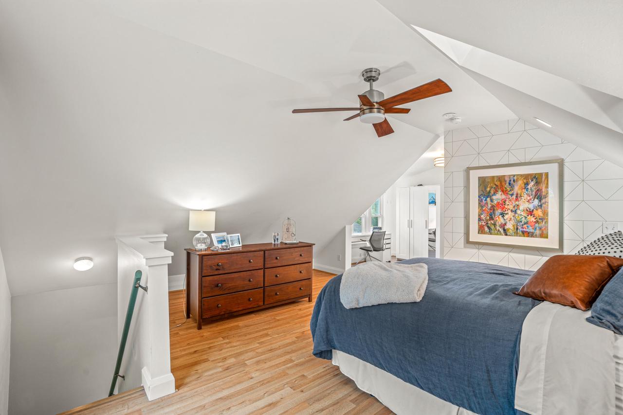 3936 North Frederick AVENUE