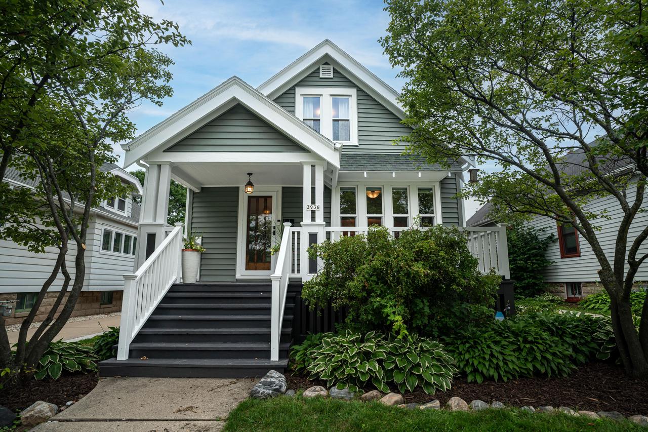 3936 North Frederick AVENUE