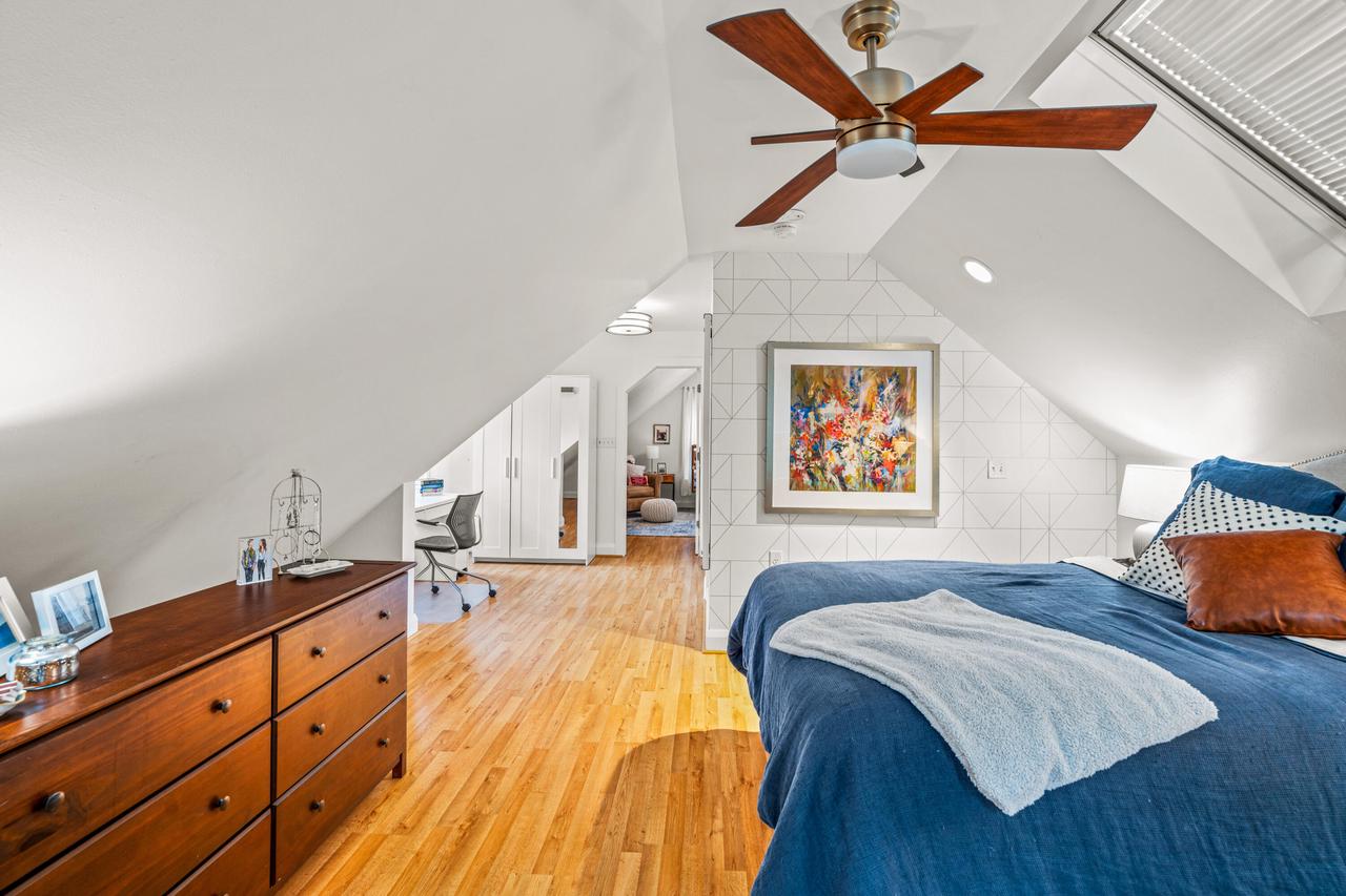 3936 North Frederick AVENUE