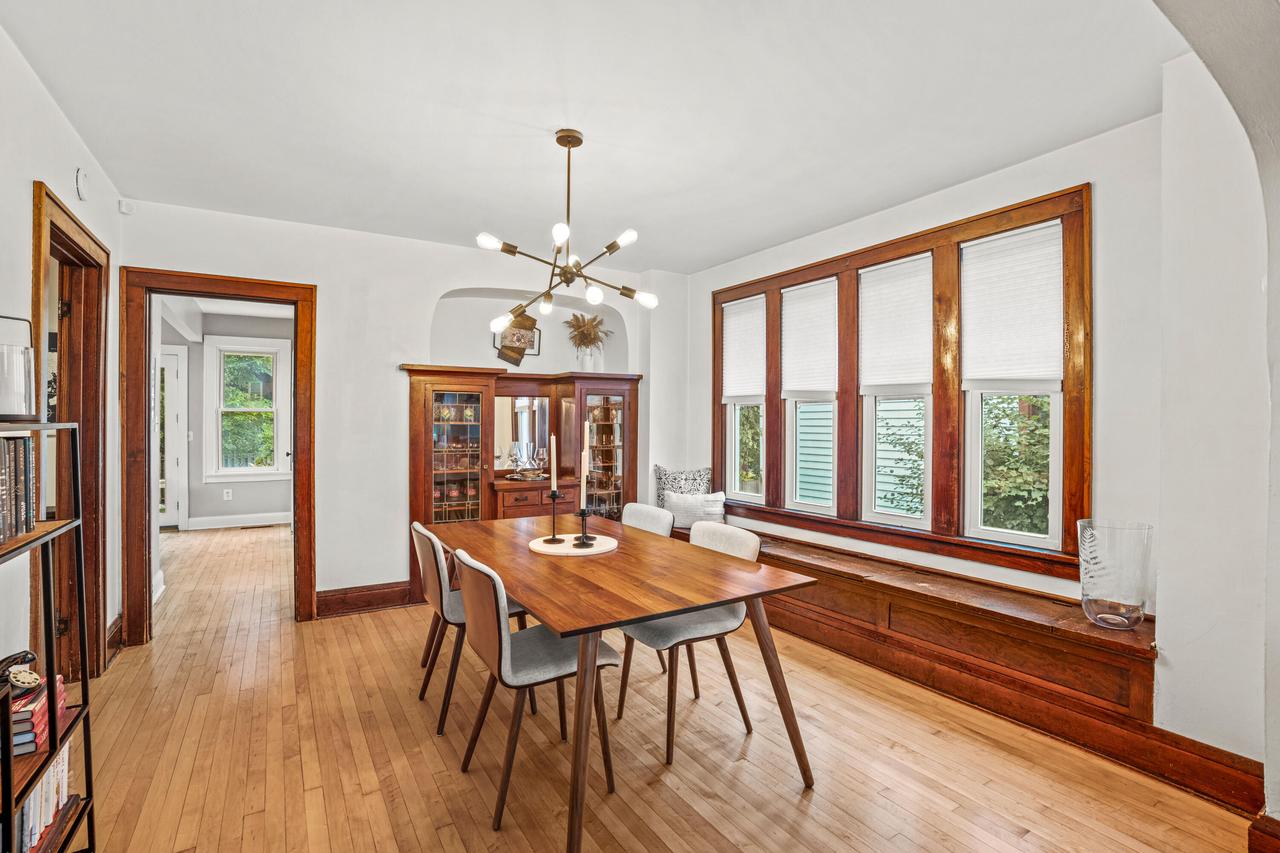 3936 North Frederick AVENUE