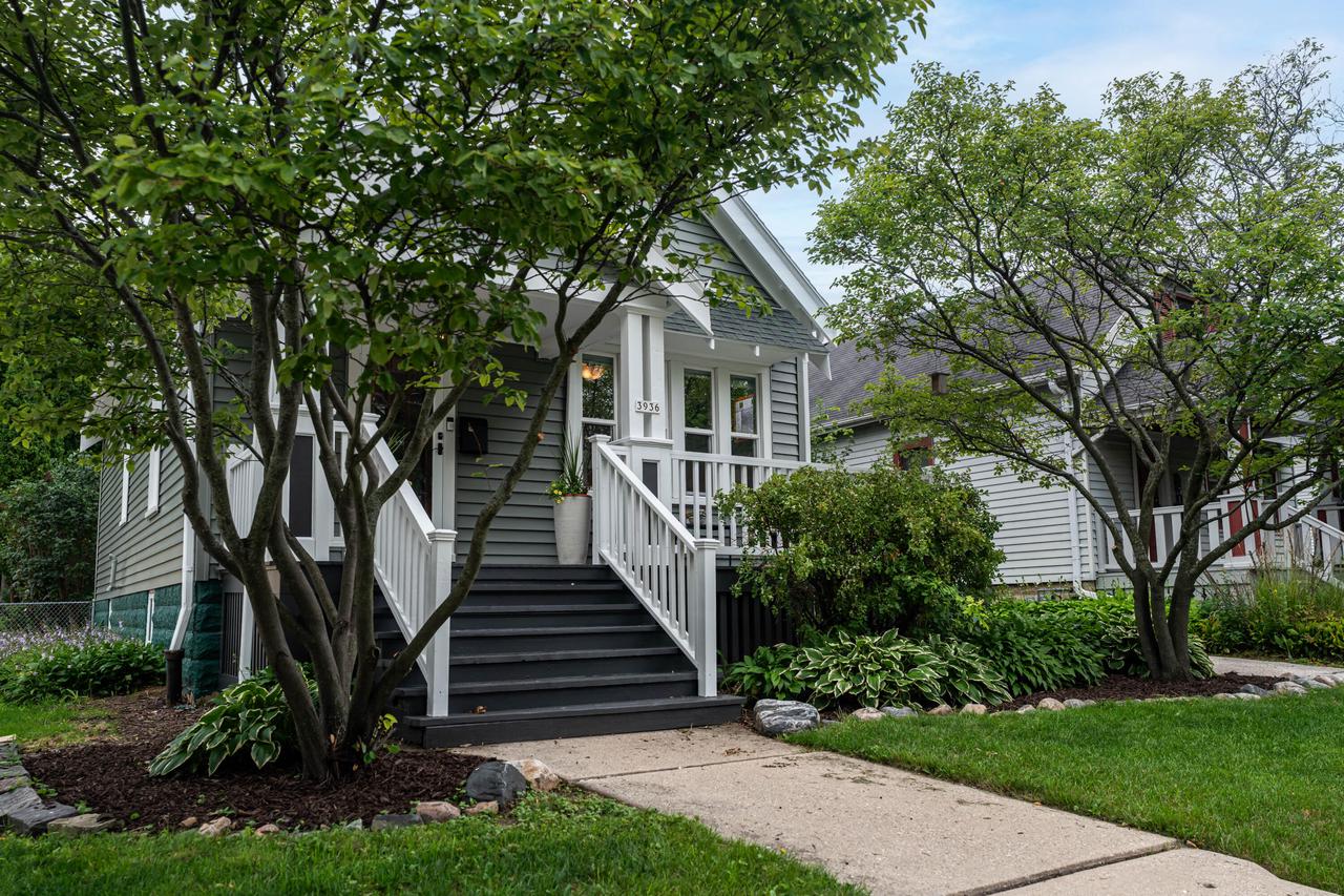 3936 North Frederick AVENUE