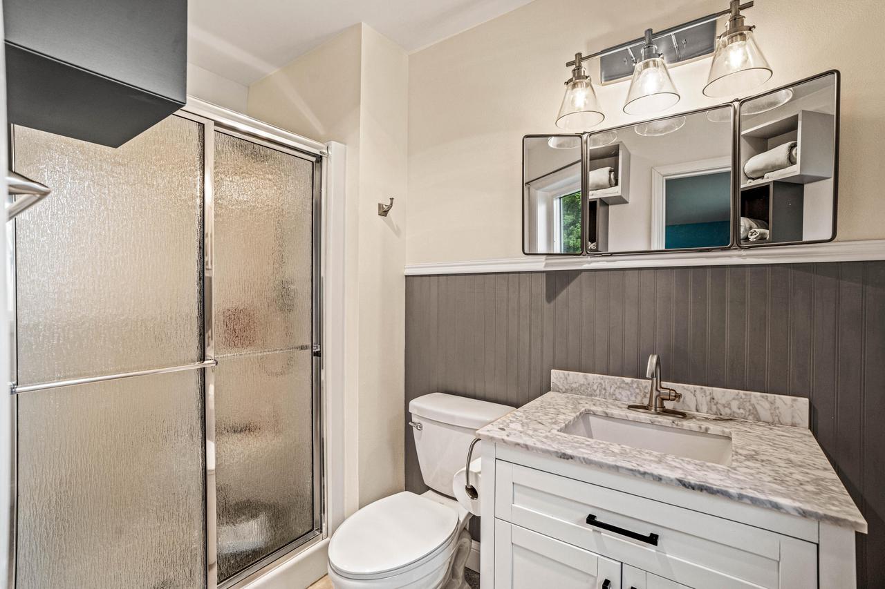 421 Indian Mound PARKWAY