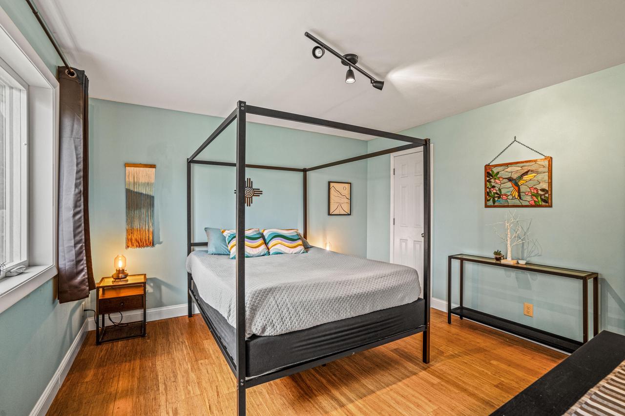 421 Indian Mound PARKWAY