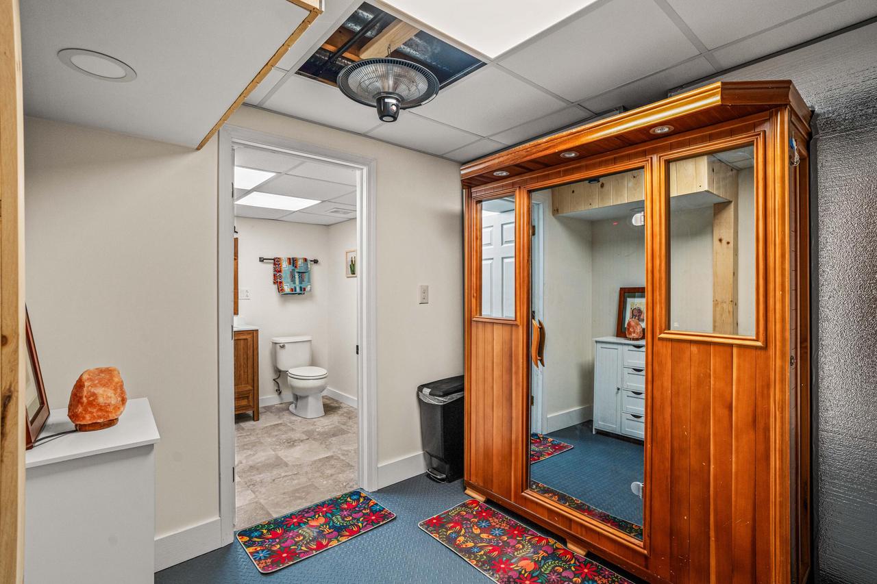 421 Indian Mound PARKWAY