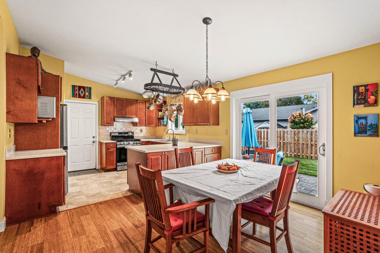 421 Indian Mound PARKWAY