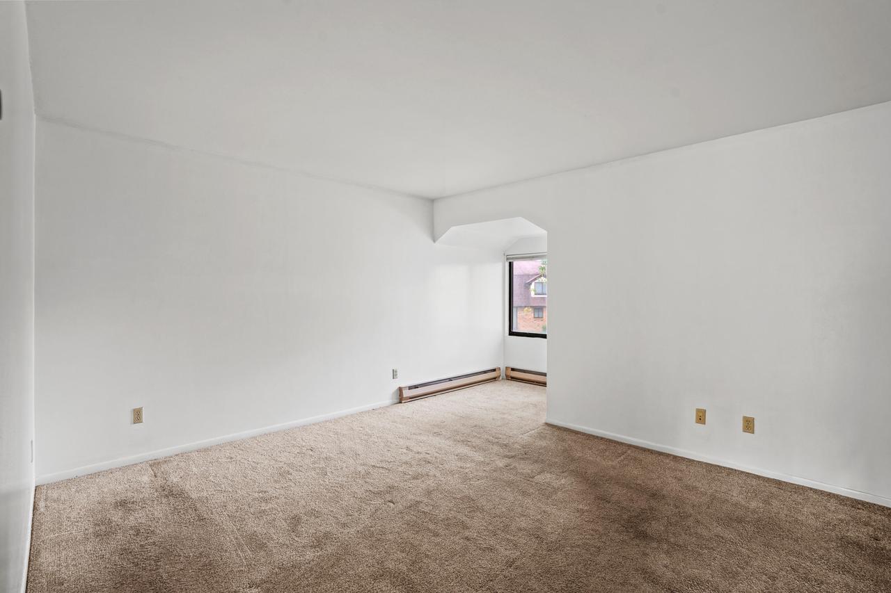 8657 North 72nd STREET