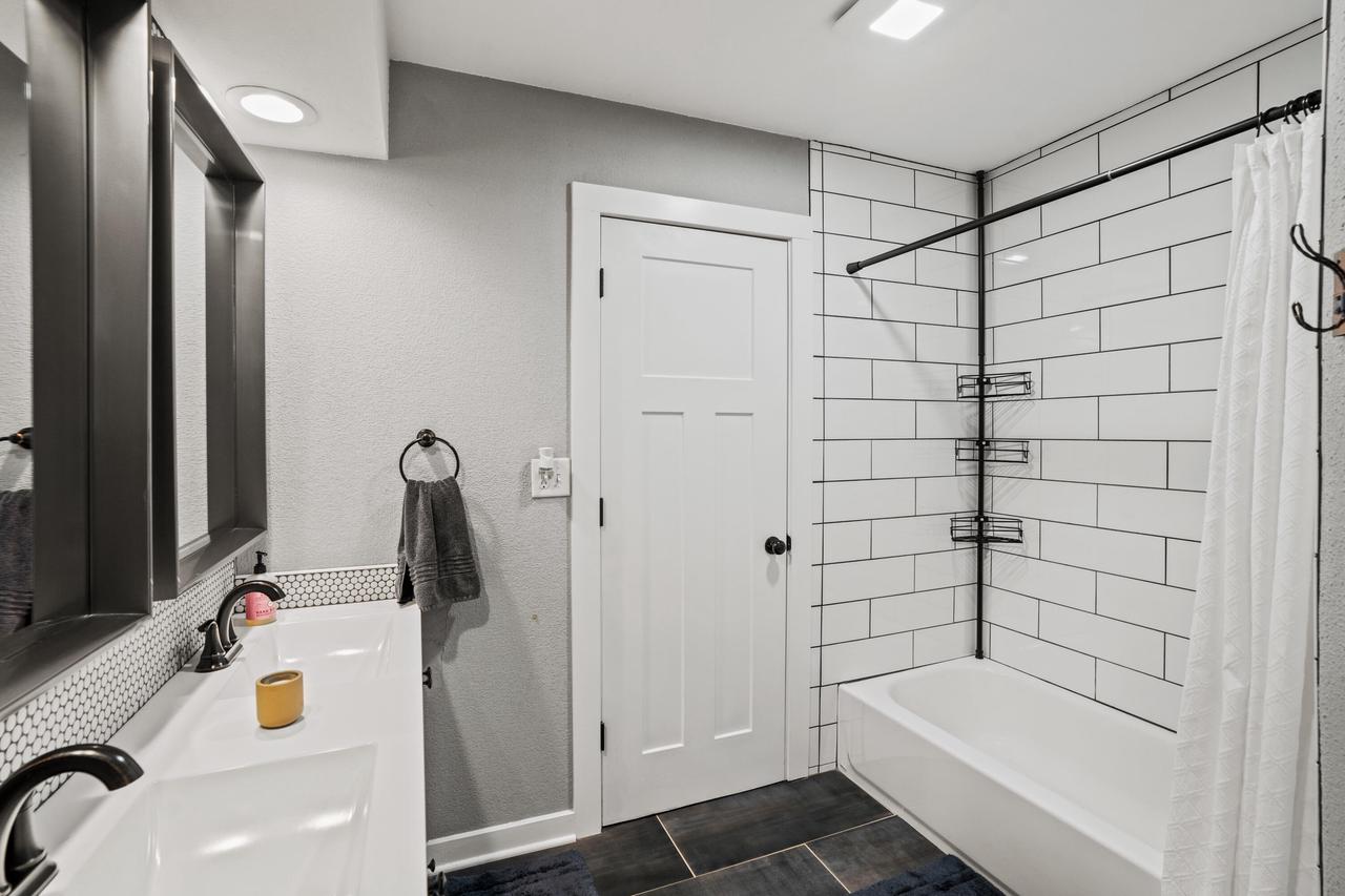 4410 South 47th STREET