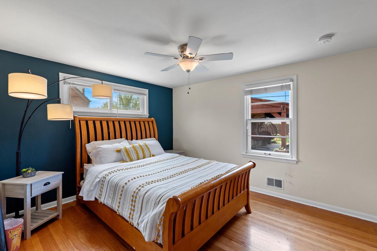 2206 North Main STREET