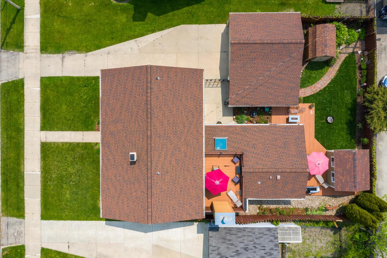 2206 North Main STREET