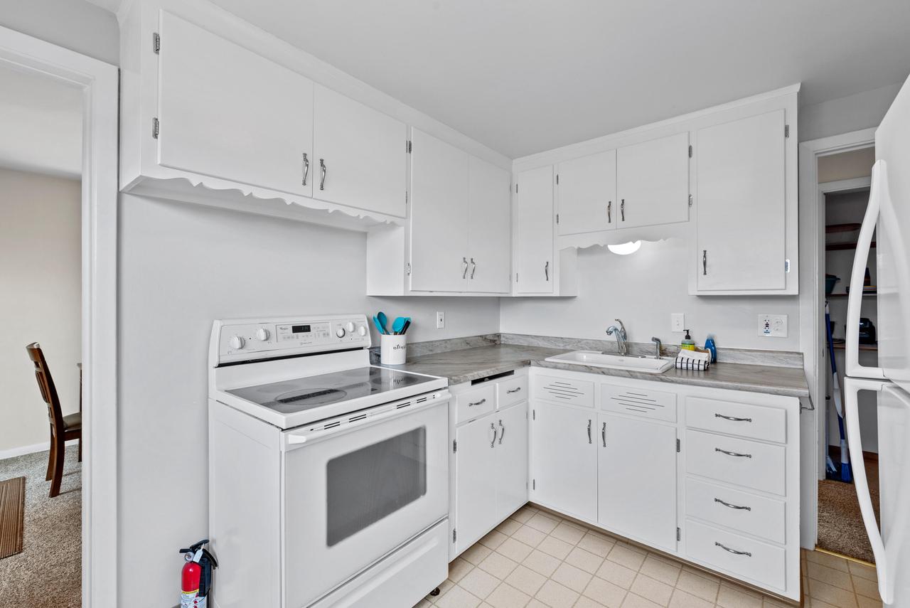 2206 North Main STREET