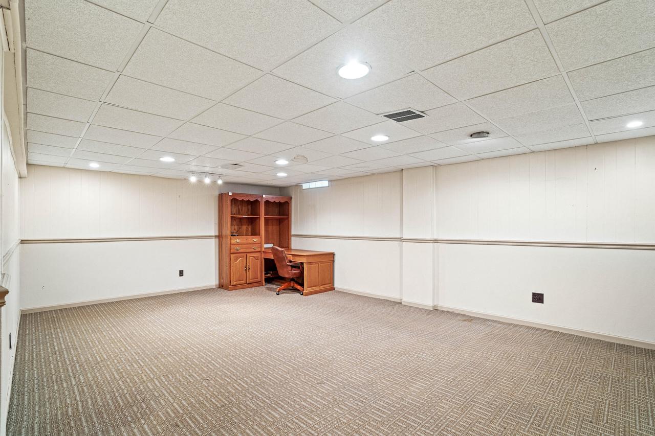 935 North 37th STREET 937