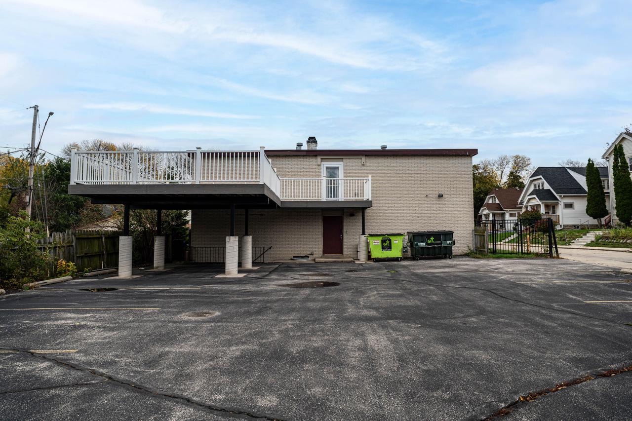 935 North 37th STREET 937