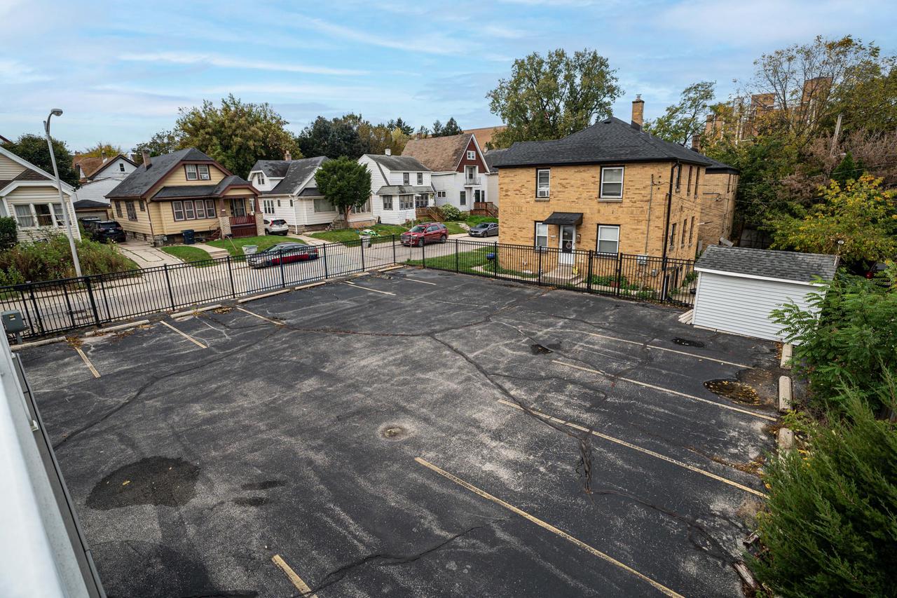 935 North 37th STREET 937