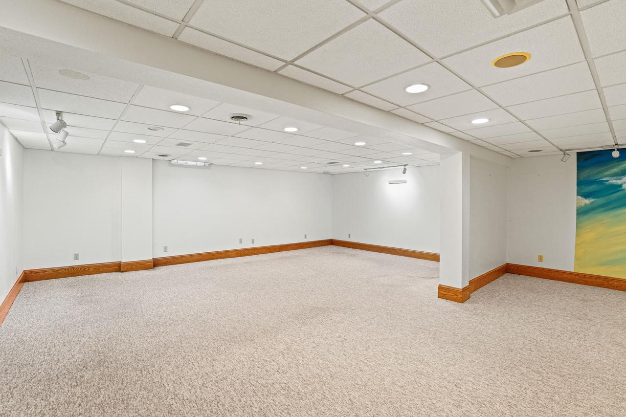 935 North 37th STREET 937