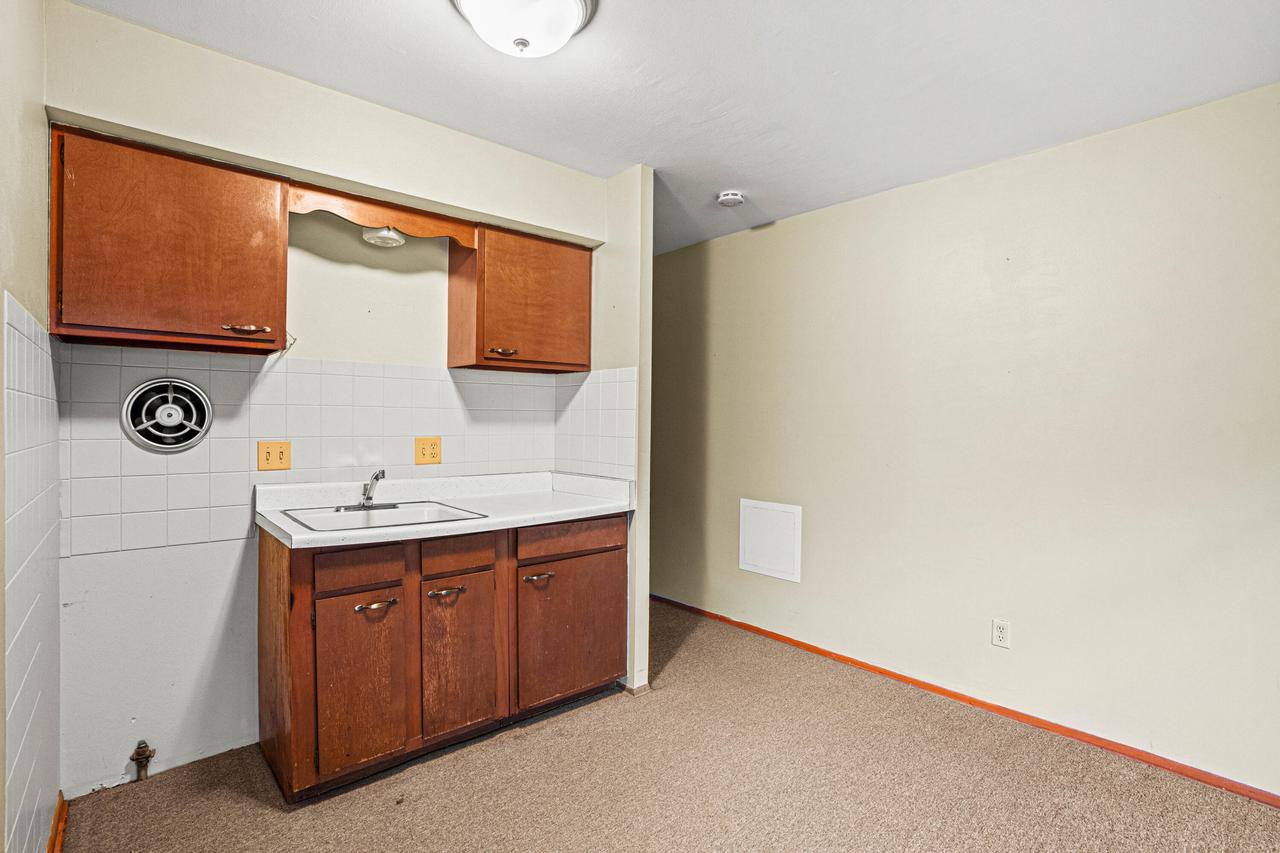 935 North 37th STREET 937