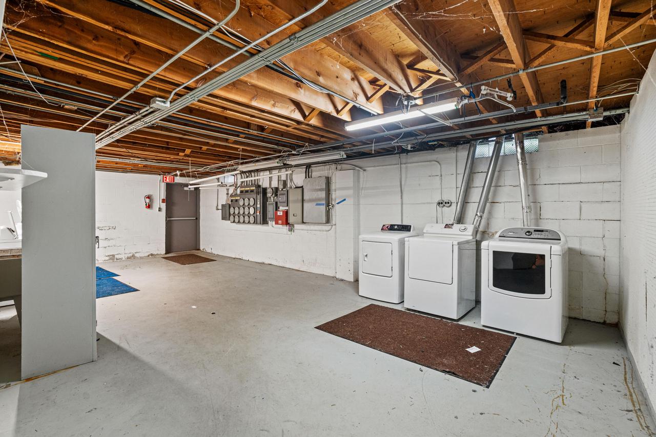 935 North 37th STREET 937