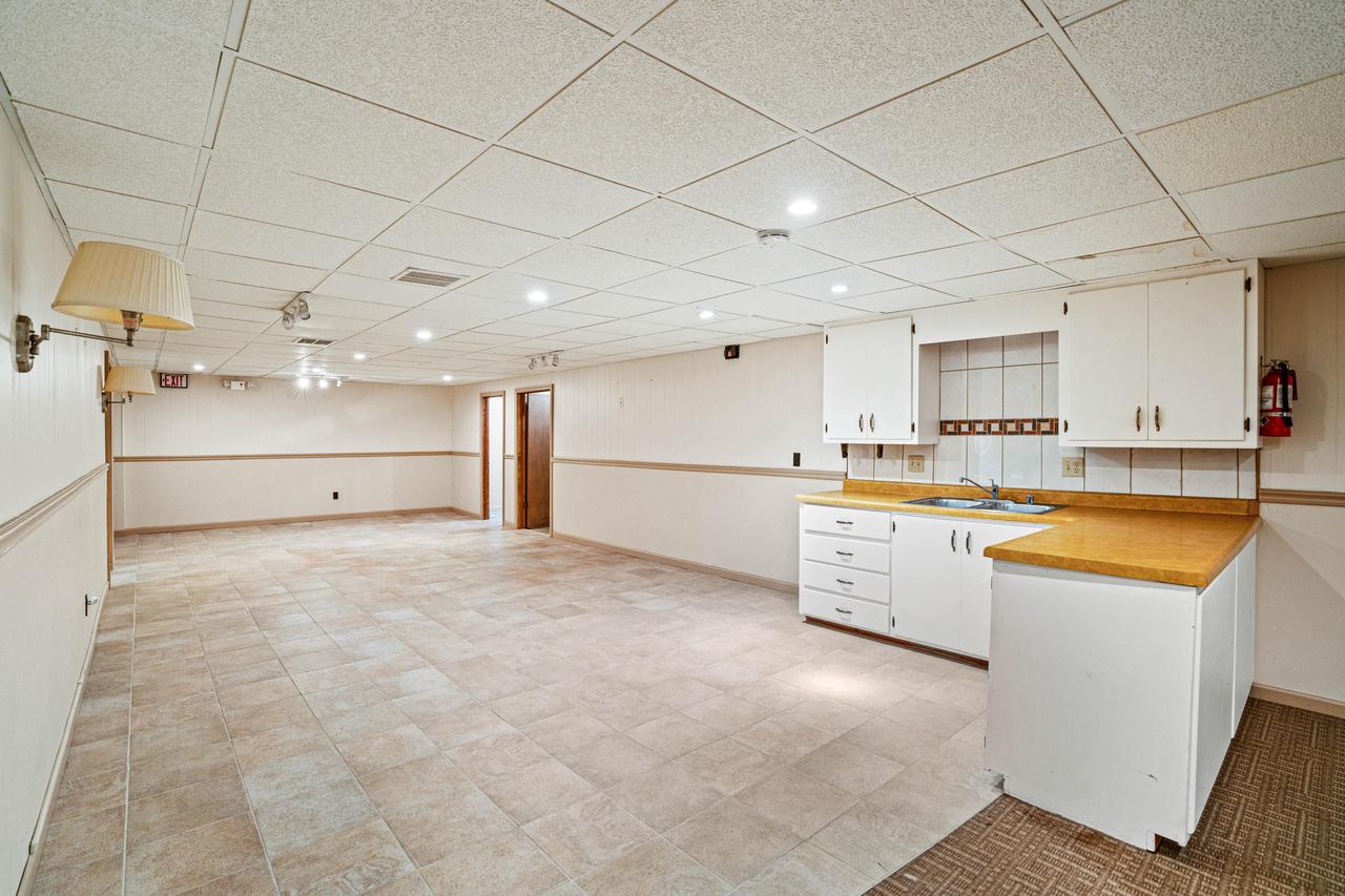 935 North 37th STREET 937