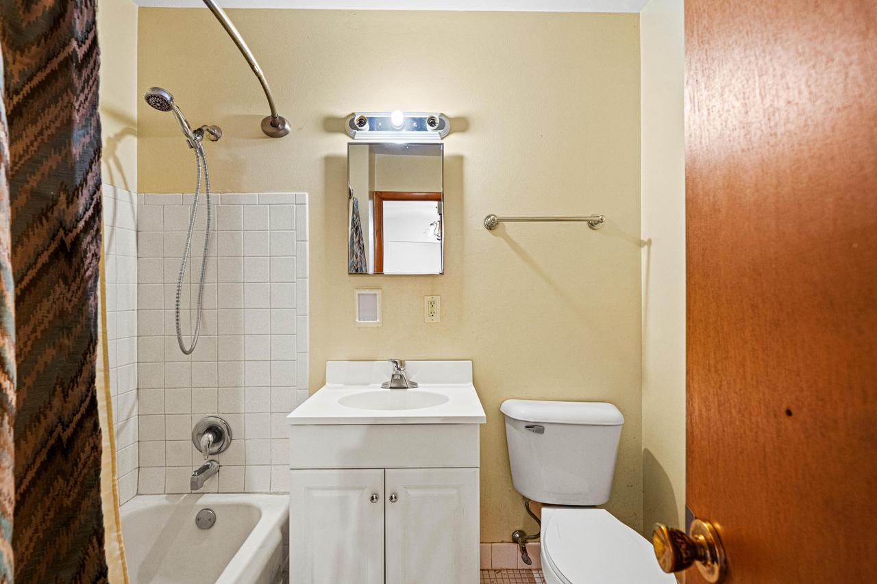 935 North 37th STREET 937