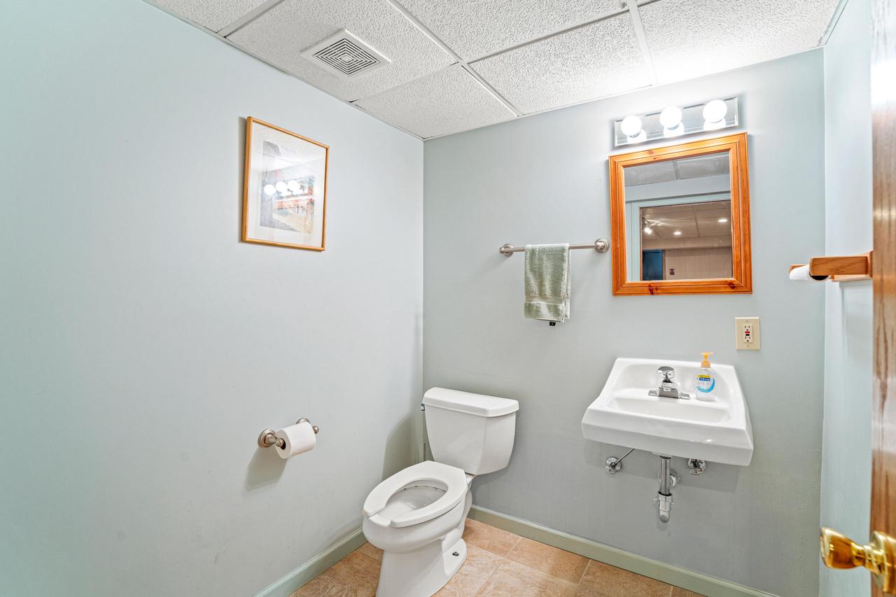 935 North 37th STREET 937