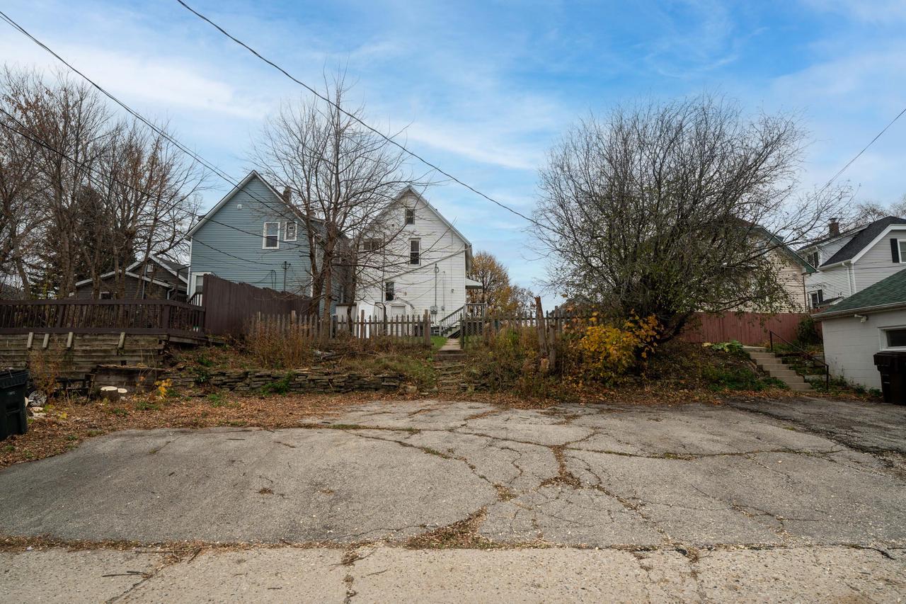 416 Marquette AVENUE