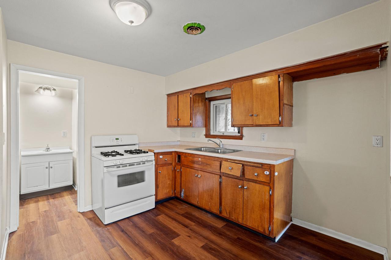 416 Marquette AVENUE