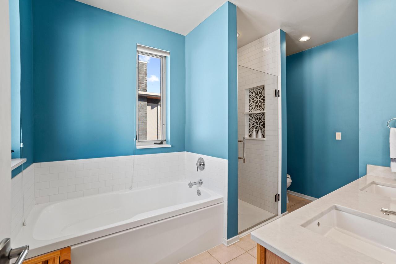 1924 North Booth STREET