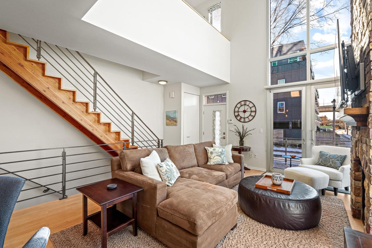 1924 North Booth STREET