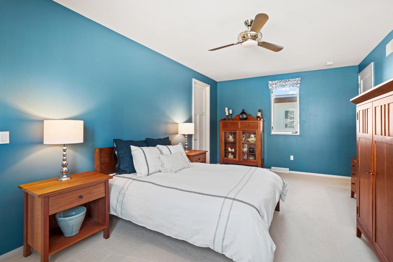 1924 North Booth STREET