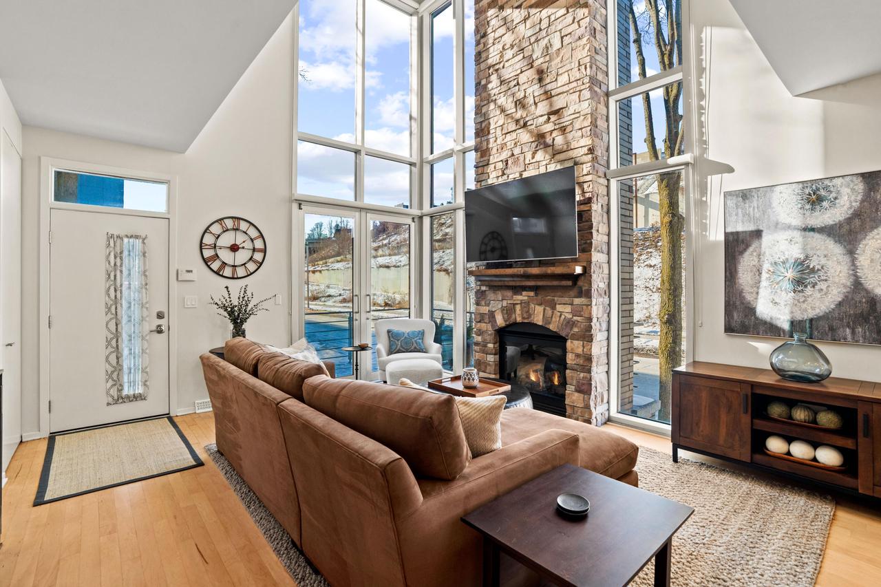 1924 North Booth STREET