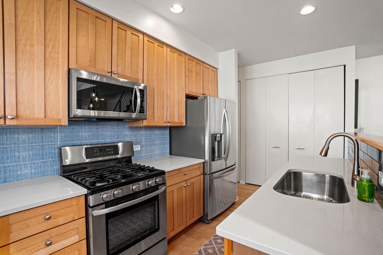 1924 North Booth STREET