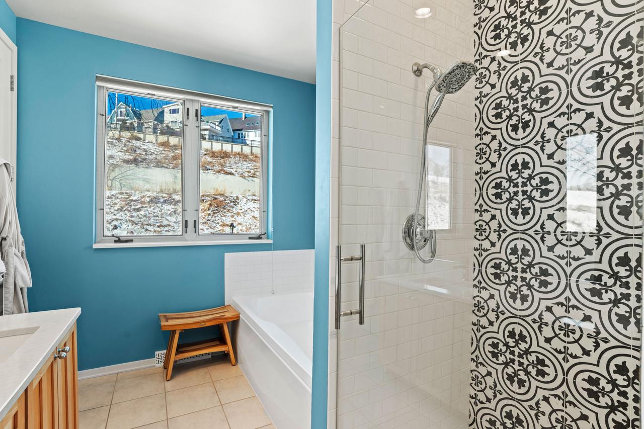 1924 North Booth STREET