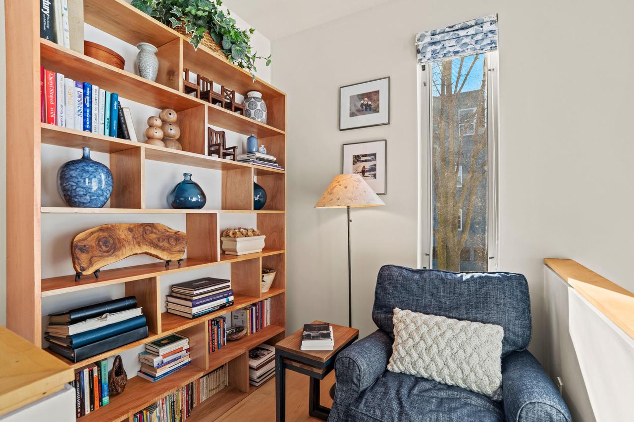 1924 North Booth STREET