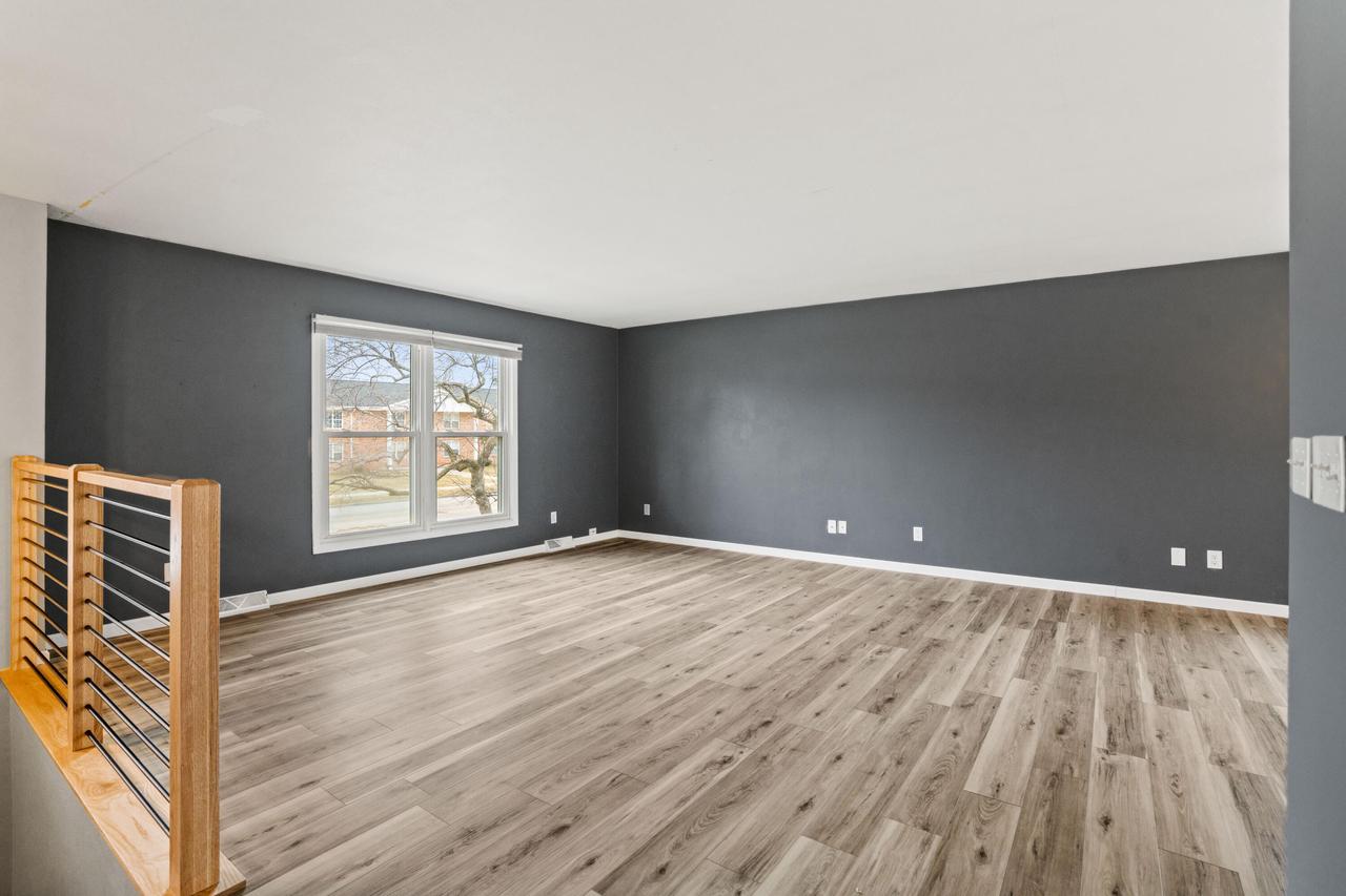 124 East Monroe AVENUE