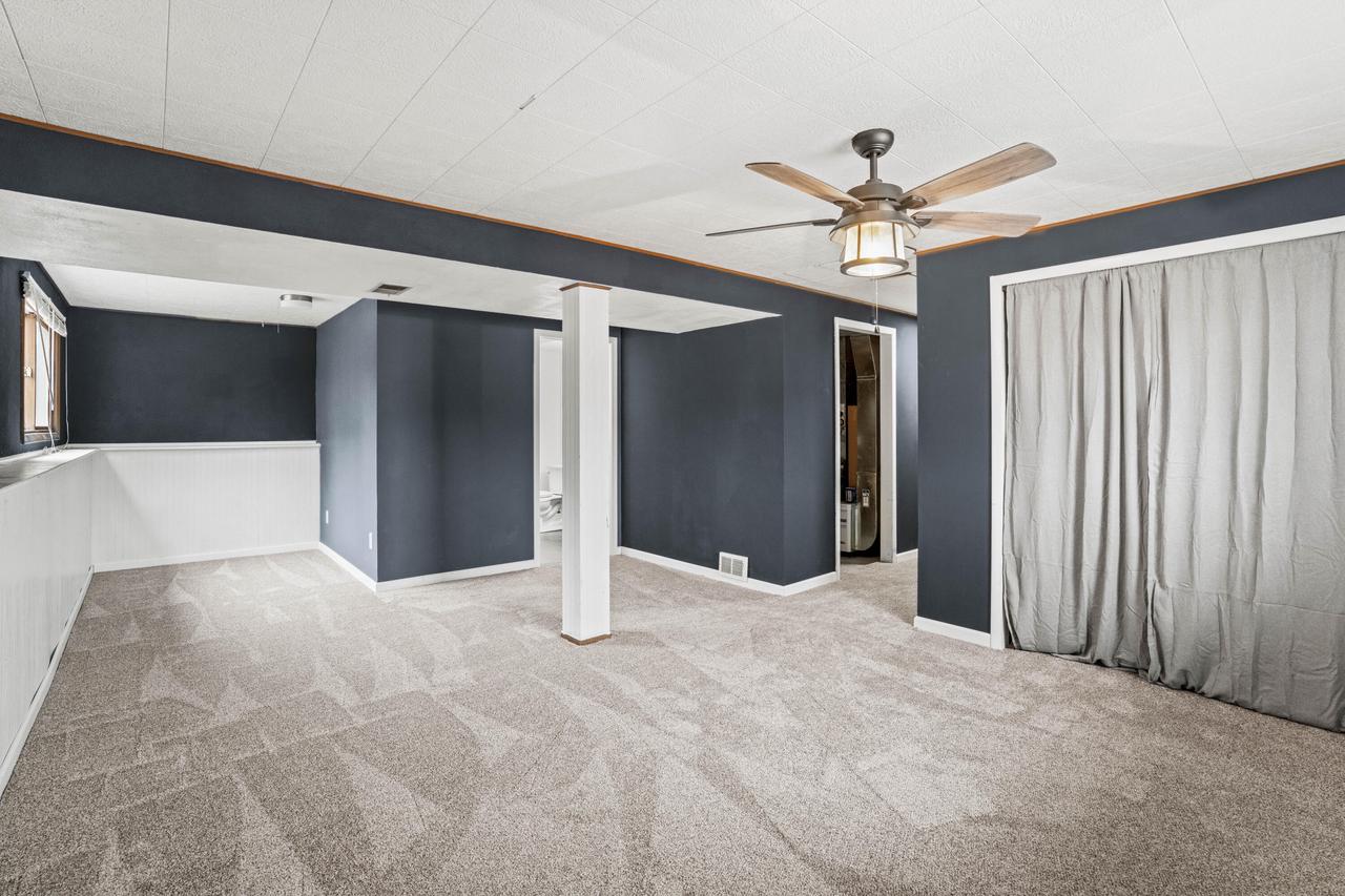 124 East Monroe AVENUE