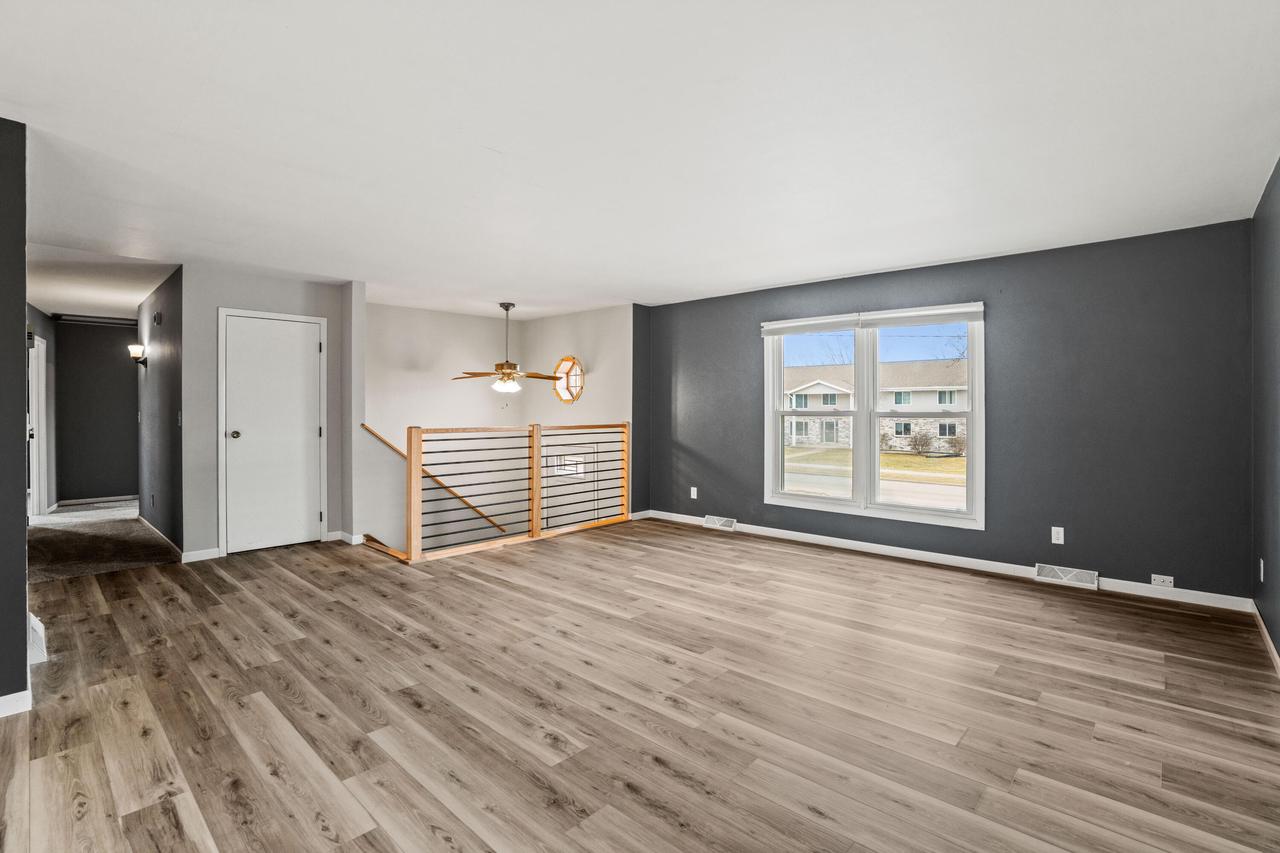 124 East Monroe AVENUE