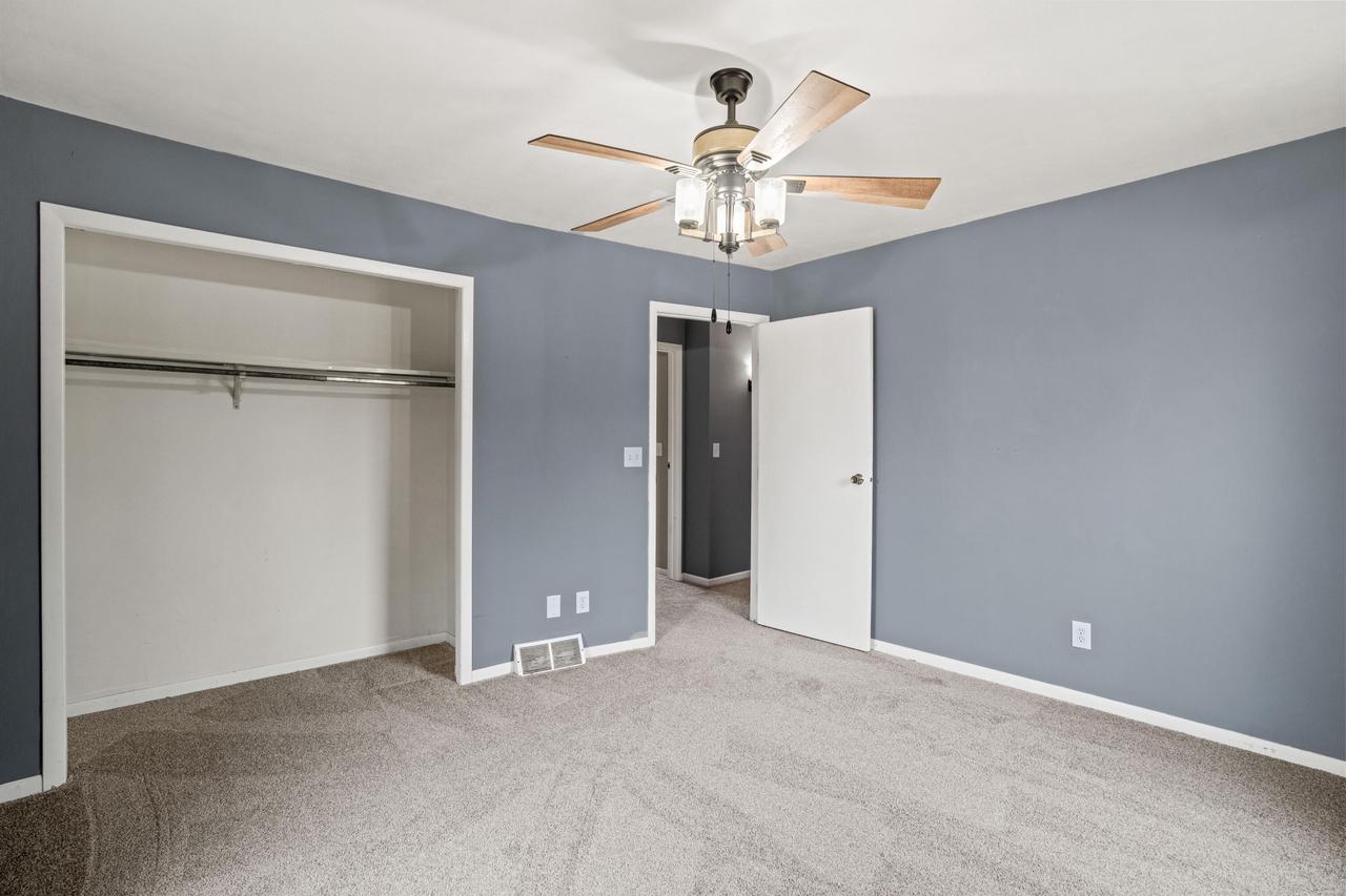 124 East Monroe AVENUE