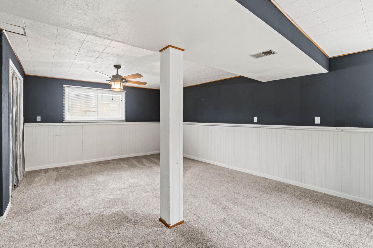 124 East Monroe AVENUE