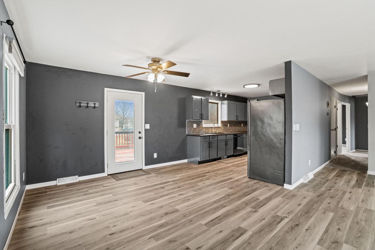 124 East Monroe AVENUE