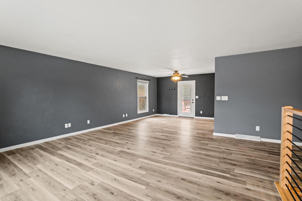 124 East Monroe AVENUE