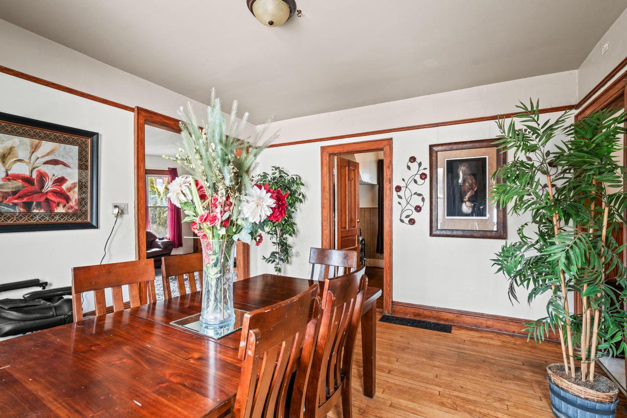 1712 East Park PLACE 1714