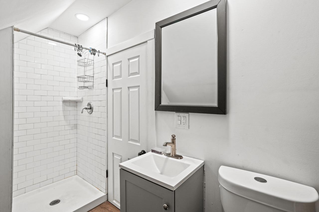 1712 East Park PLACE 1714