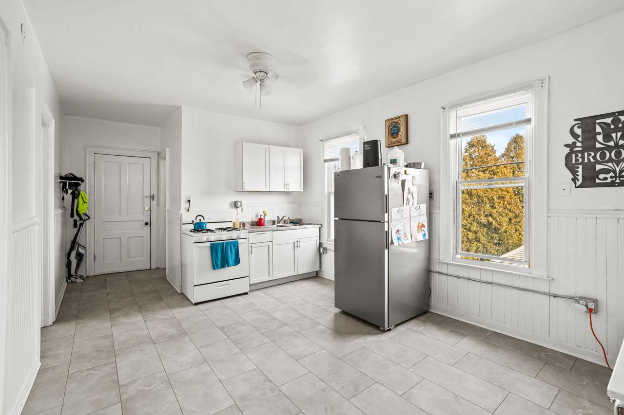 1712 East Park PLACE 1714