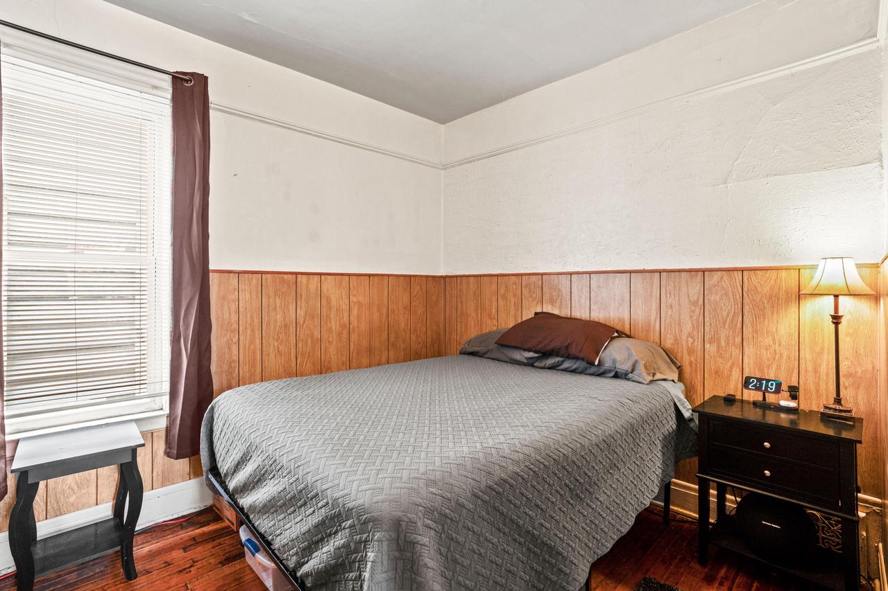 1712 East Park PLACE 1714