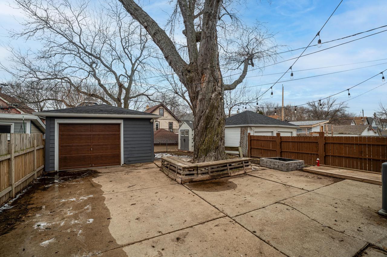 1829 North 55th STREET