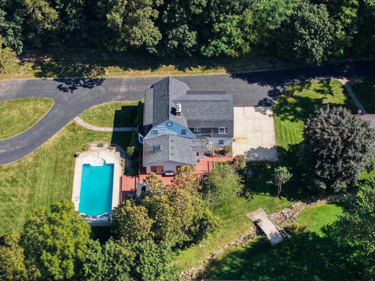 3441 South Shore DRIVE