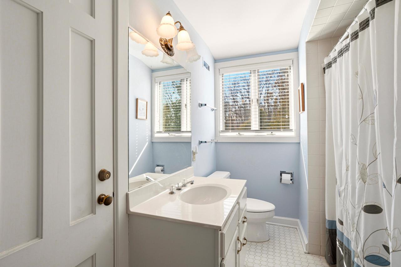 3441 South Shore DRIVE